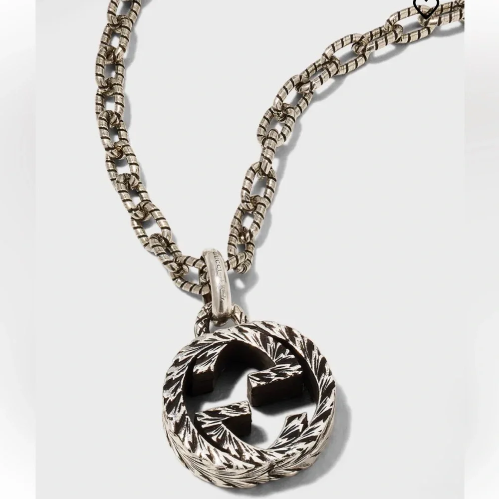 Gucci Textured Interlocking G Pendant Necklace Silver